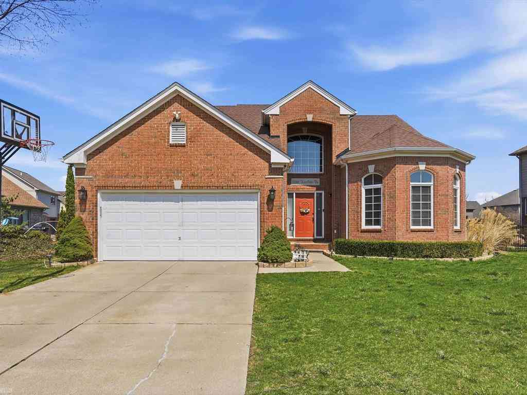 Homes For Sale - 22261 Woodlake Drive <br/> Macomb, MI 48044