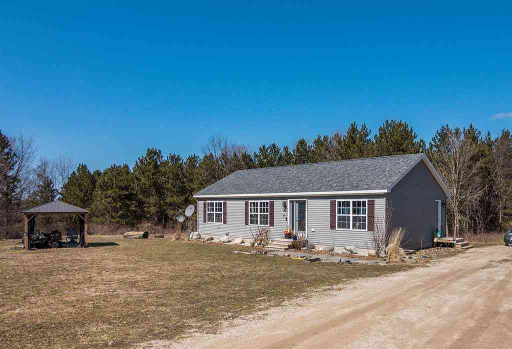 Homes For Sale - 11782 Brettonwood Heights Drive <br/> Antrim County, Rapid City, MI 49676