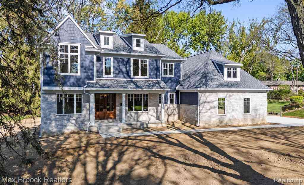 Homes For Sale - 3627 Middlebury Lane <br/> Bloomfield Hills, MI 48301