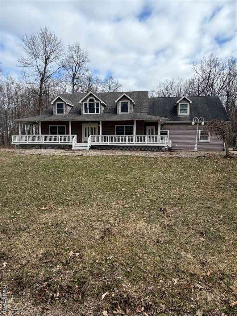 Homes For Sale - 701 Harsen Road <br/> Lapeer, MI 48446