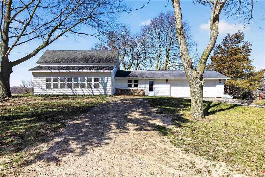 Homes For Sale - 8539 Bliss Road <br/> Elwell, MI 48832
