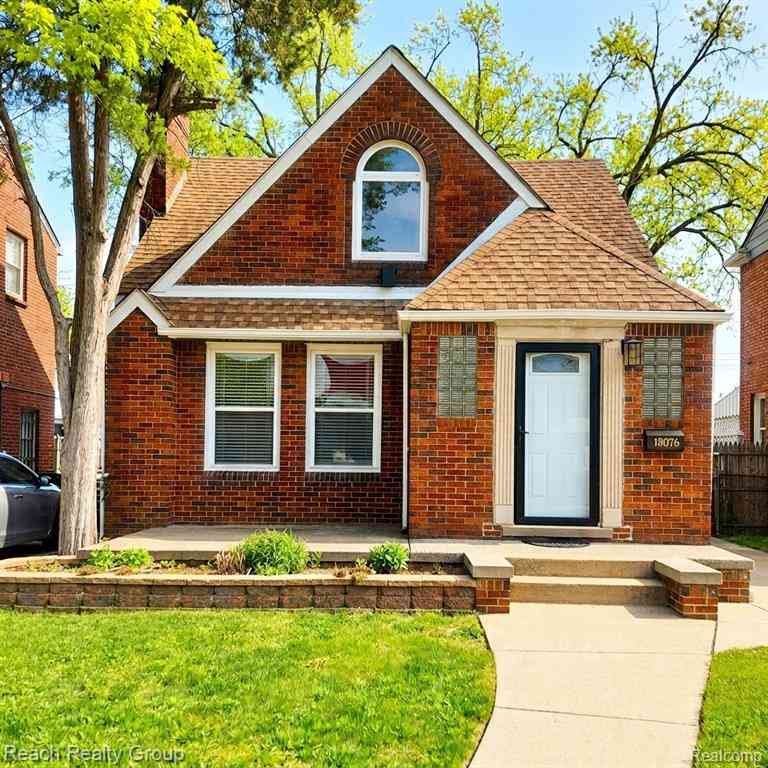 Homes For Sale - 18076 Washburn Street <br/> Detroit, MI 48221
