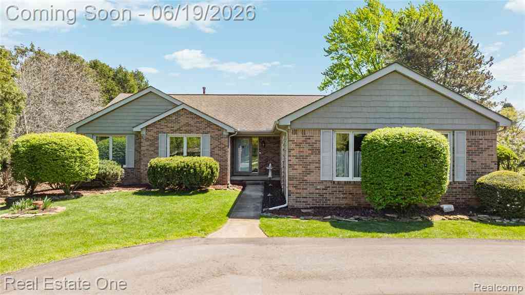 Homes For Sale - 25550 Wixom Road <br/> Oakland County, Novi, MI 48374