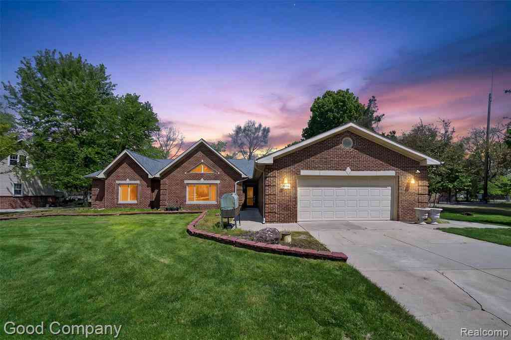 Homes For Sale - 24548 Sargent Avenue <br/> Southfield, MI 48033