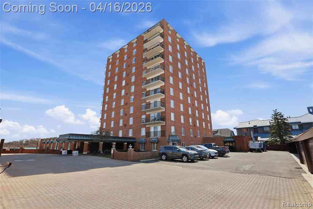 Condo For Sale - 3301 Biddle Avenue  #4C<br/> Wayne County, Wyandotte, MI 48192