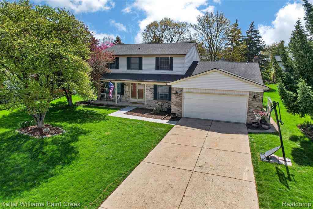 Homes For Sale - 3085 Baypoint Drive <br/> Rochester, MI 48309