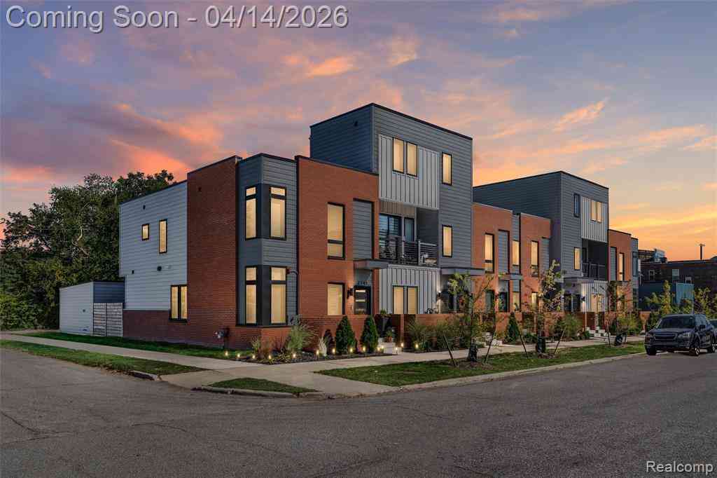 Condo For Sale - 2736 Harrison Street <br/> Detroit, MI 48216