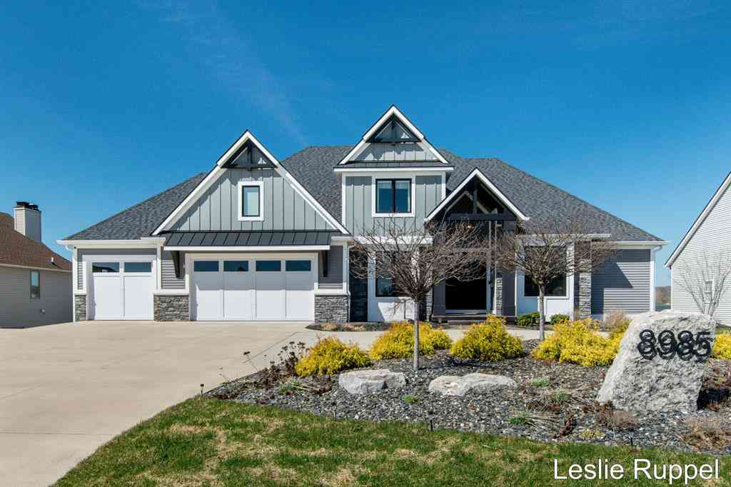 Homes For Sale - 8985 24th Avenue <br/> Jenison, MI 49428