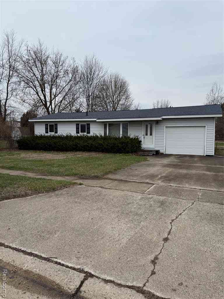 Homes For Sale - 241 Ray Street <br/> Montrose, MI 48457