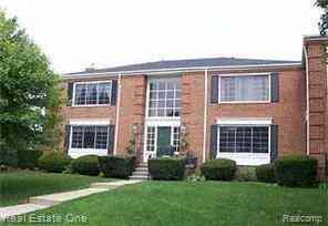 Condo For Sale - 780 E Fox Hills Drive <br/> Bloomfield Hills, MI 48304