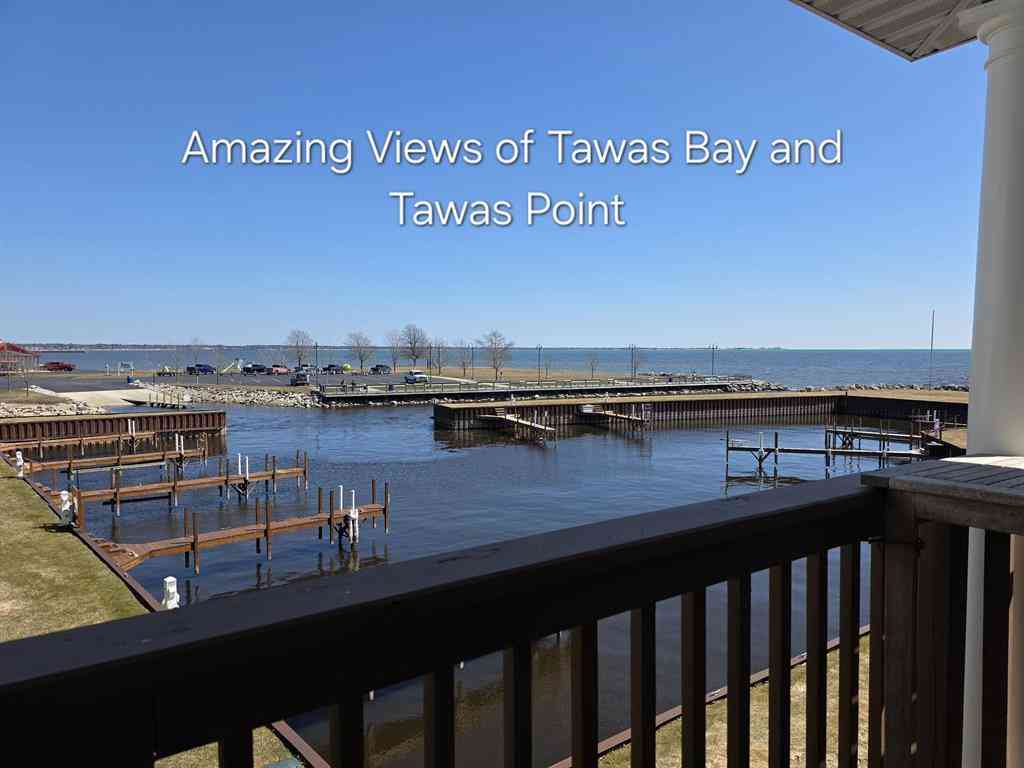 Condo For Sale - 911 W Lake Street <br/> Iosco County, Tawas City, MI 48763