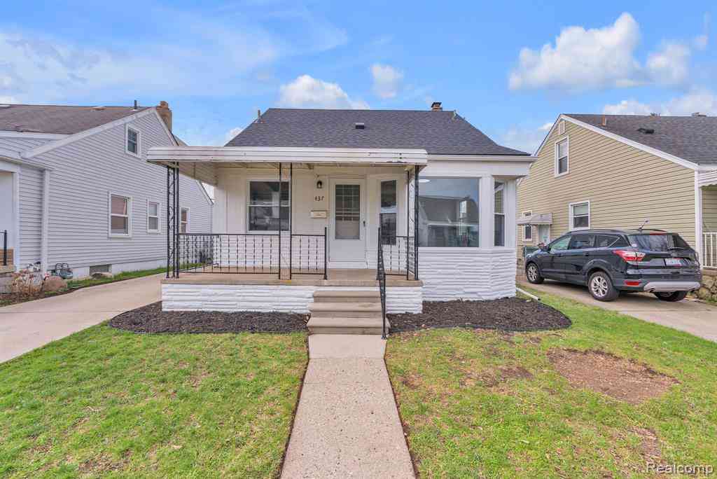 Homes For Sale - 437 Mayflower Avenue <br/> Lincoln Park, MI 48146