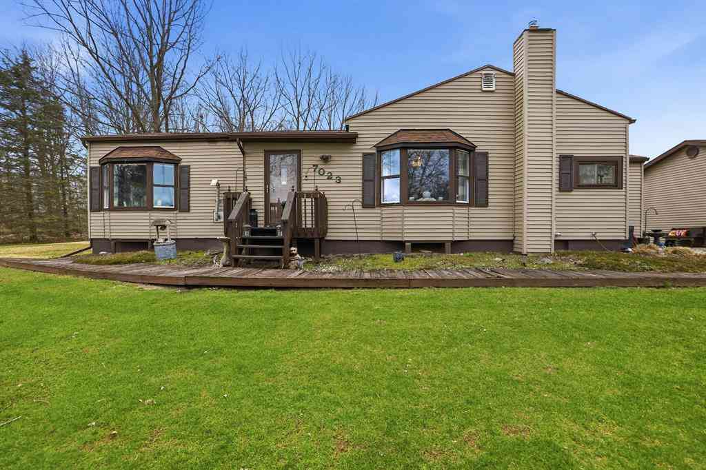 Homes For Sale - 7023 S Grow Road <br/> Montcalm County, Greenville, MI 48838