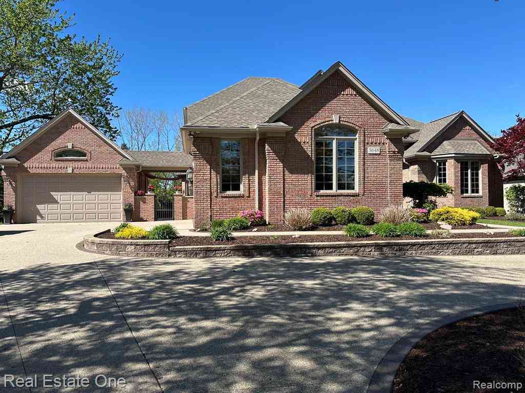 Homes For Sale - 3648 W Tienken Road <br/> Rochester, MI 48306