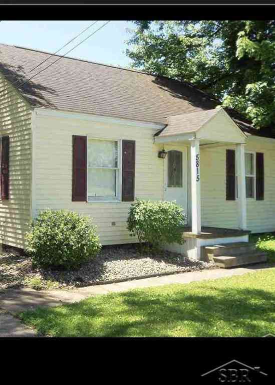 Homes For Sale - 5815 Gratiot Avenue <br/> Saginaw, MI 48638