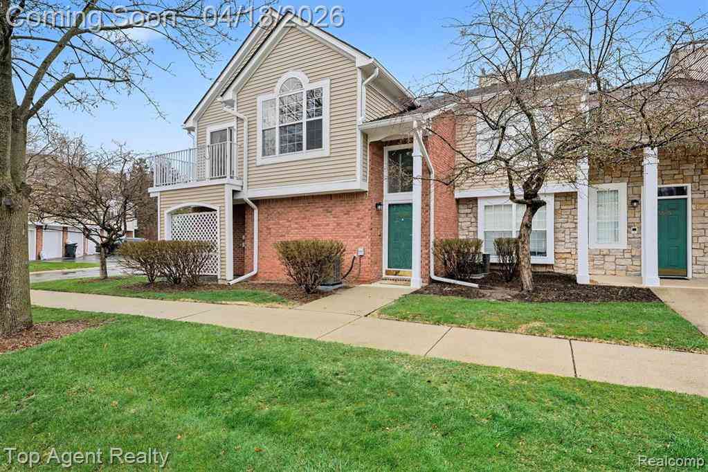 Condo For Sale - 56192 Troon  N N<br/> Utica, MI 48316