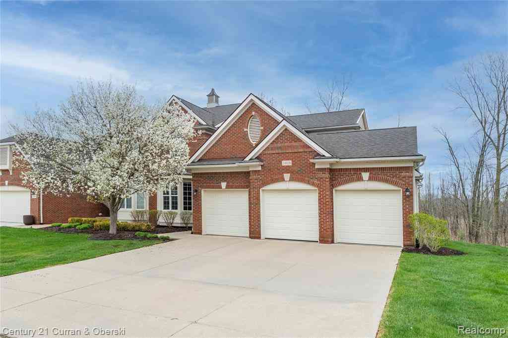 Condo For Sale - 24838 Valleywood Drive <br/> South Lyon, MI 48178