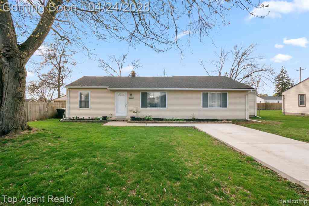 Homes For Sale - 46059 Huling Street <br/> Shelby Twp, MI 48317
