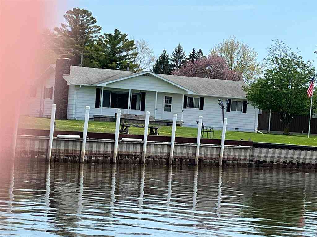 Homes For Sale - 716 Allen Court <br/> Au Gres, MI 48703