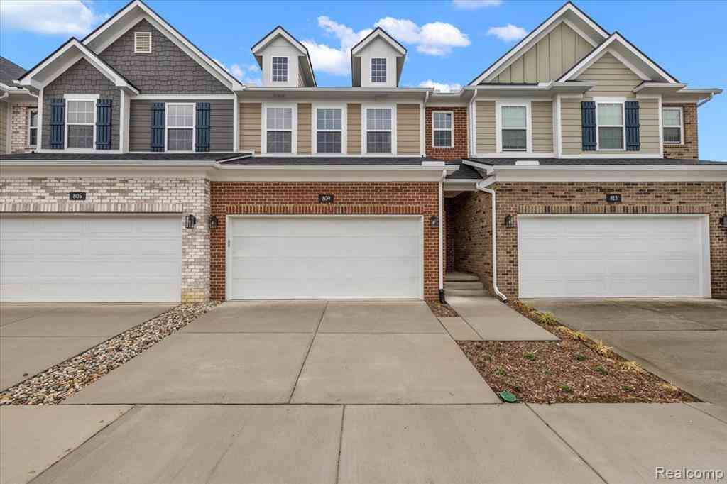 Condo For Sale - 809 Courtland Ln  <br/> Troy, MI 48085
