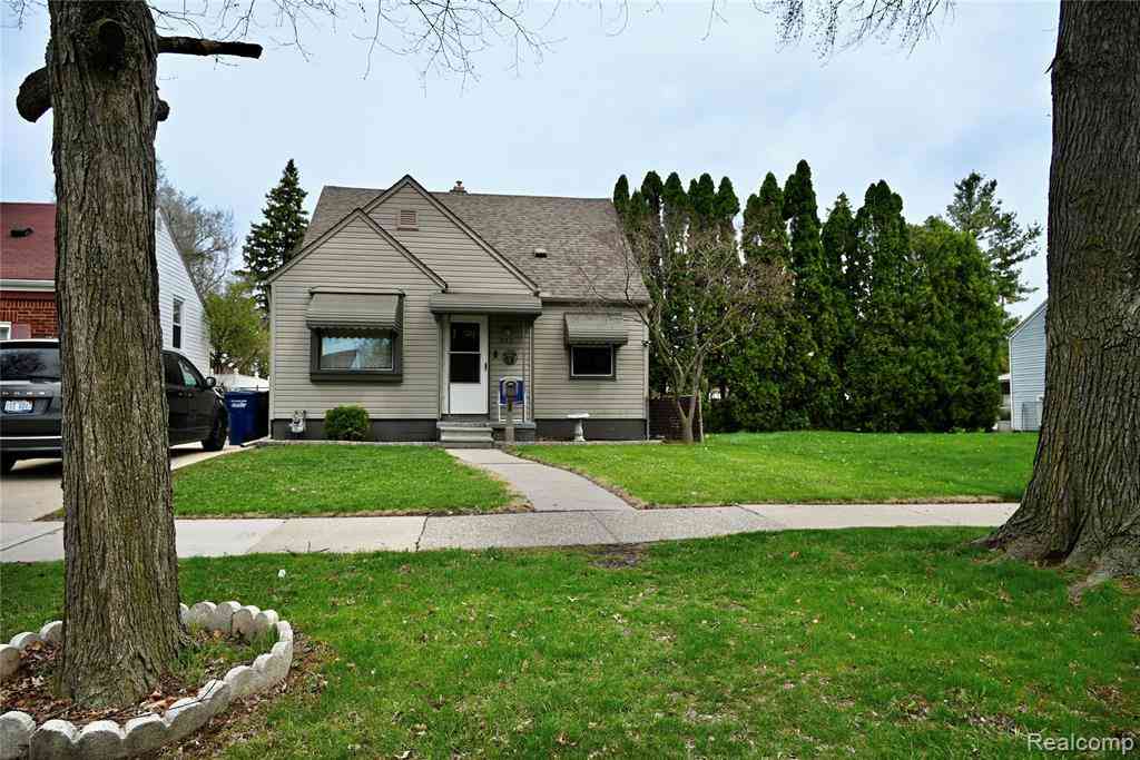 Homes For Sale - 958 Ford Boulevard <br/> Lincoln Park, MI 48146
