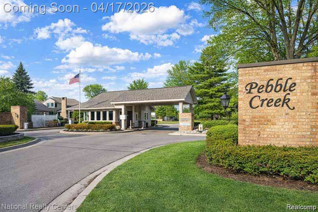 Condo For Sale - 7309 Creek View Circle <br/> West Bloomfield, MI 48322