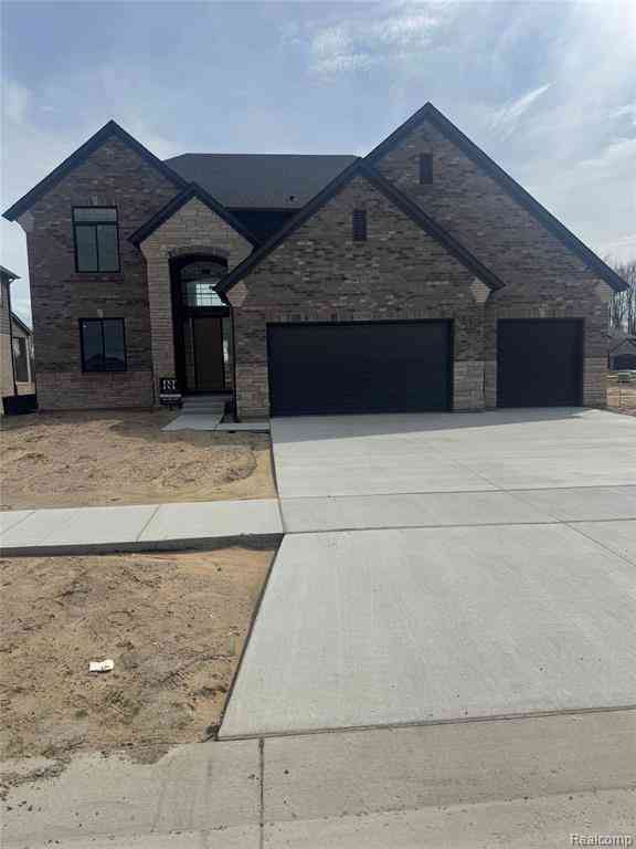Homes For Sale - 24314 Sawgrass Drive <br/> Macomb, MI 48042