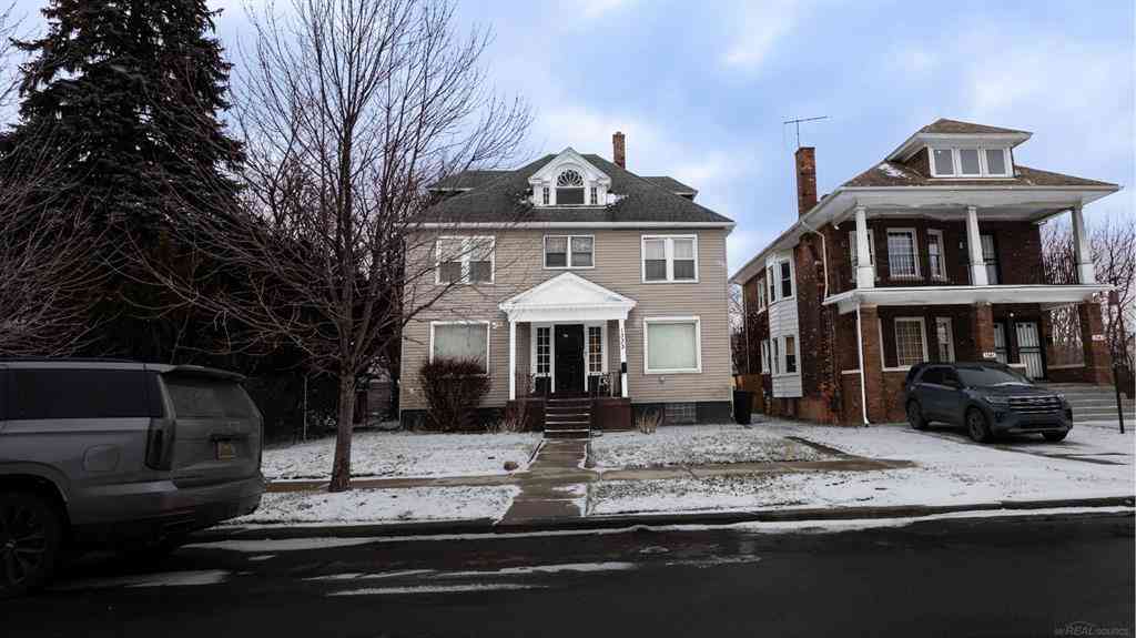 Homes For Sale - 1333 Seward Avenue <br/> Detroit, MI 48202