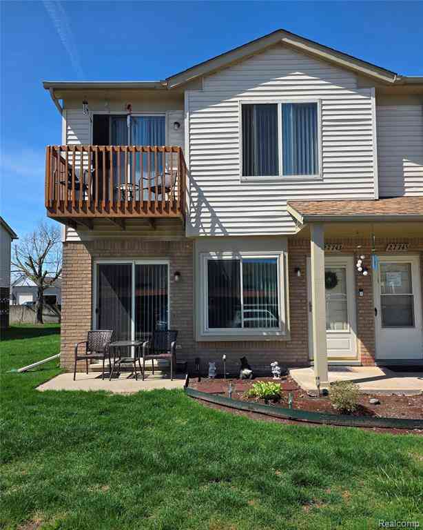 Condo For Sale - 27743 Carini Villa Street <br/> Macomb County, Roseville, MI 48066