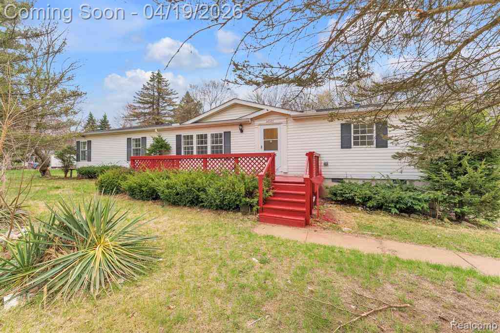 Homes For Sale - 36085 Wick Road <br/> Romulus, MI 48174