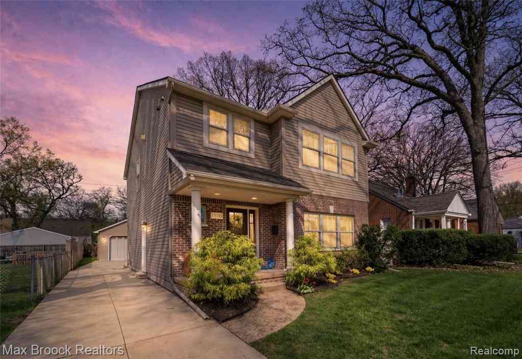 Homes For Sale - 1510 Etowah Avenue <br/> Royal Oak, MI 48067