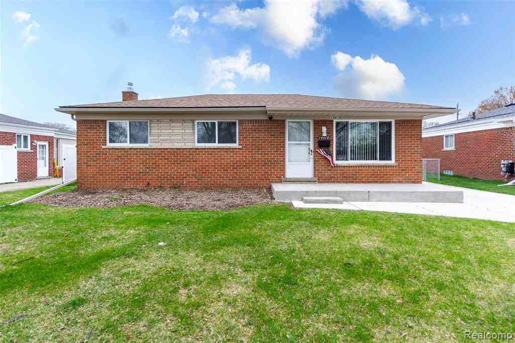 Homes For Sale - 14919 Masonic Boulevard <br/> Warren, MI 48088