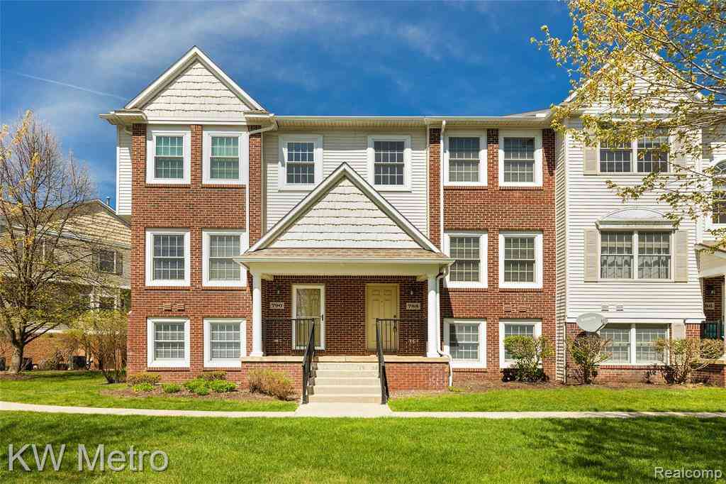 Condo For Rent - 788 Eagle Drive <br/> Genesee County, Fenton, MI 48430