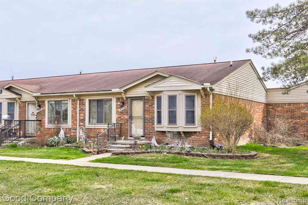 Condo For Sale - 57156 Faircrest Drive <br/> Washington, MI 48094