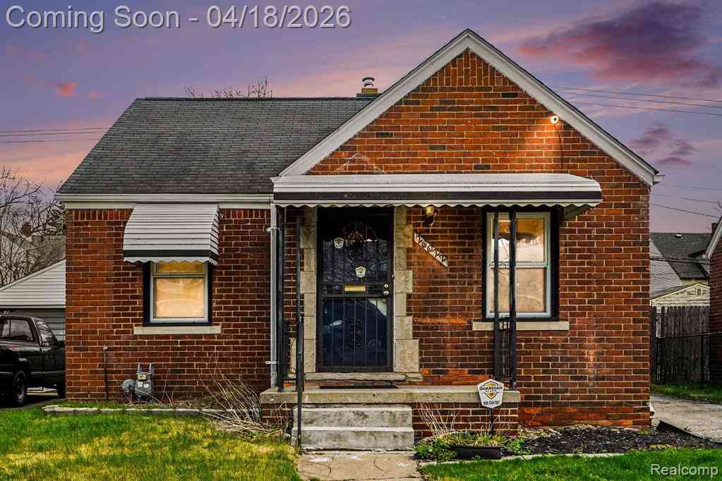 Homes For Sale - 20022 Hanna Street <br/> Highland Park, MI 48203