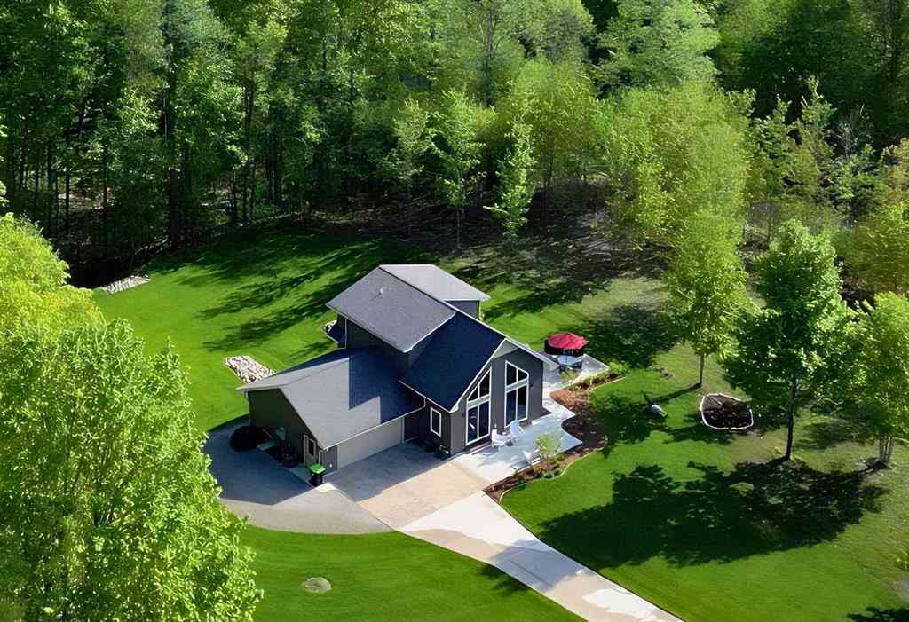 Homes For Sale - 2013 E Kasson Road <br/> Cedar, MI 49621