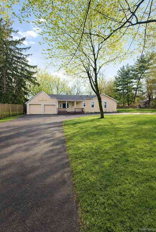 Homes For Sale - 19397 Gaylord  <br/> Redford, MI 48240