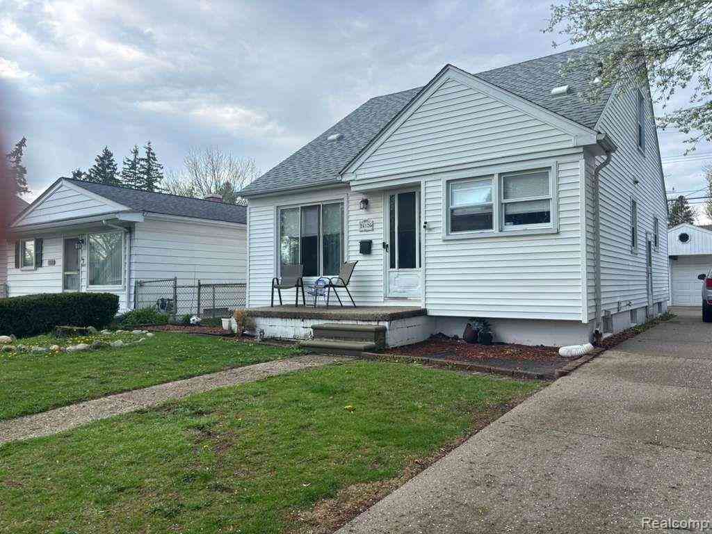 Homes For Sale - 26126 N 26126 Student Avenue <br/> Redford, MI 48239
