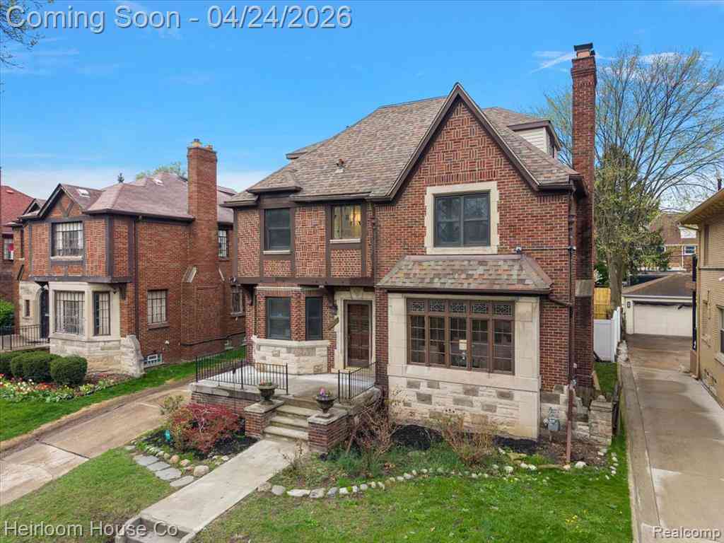Homes For Sale - 17205 Muirland Street <br/> Detroit, MI 48221