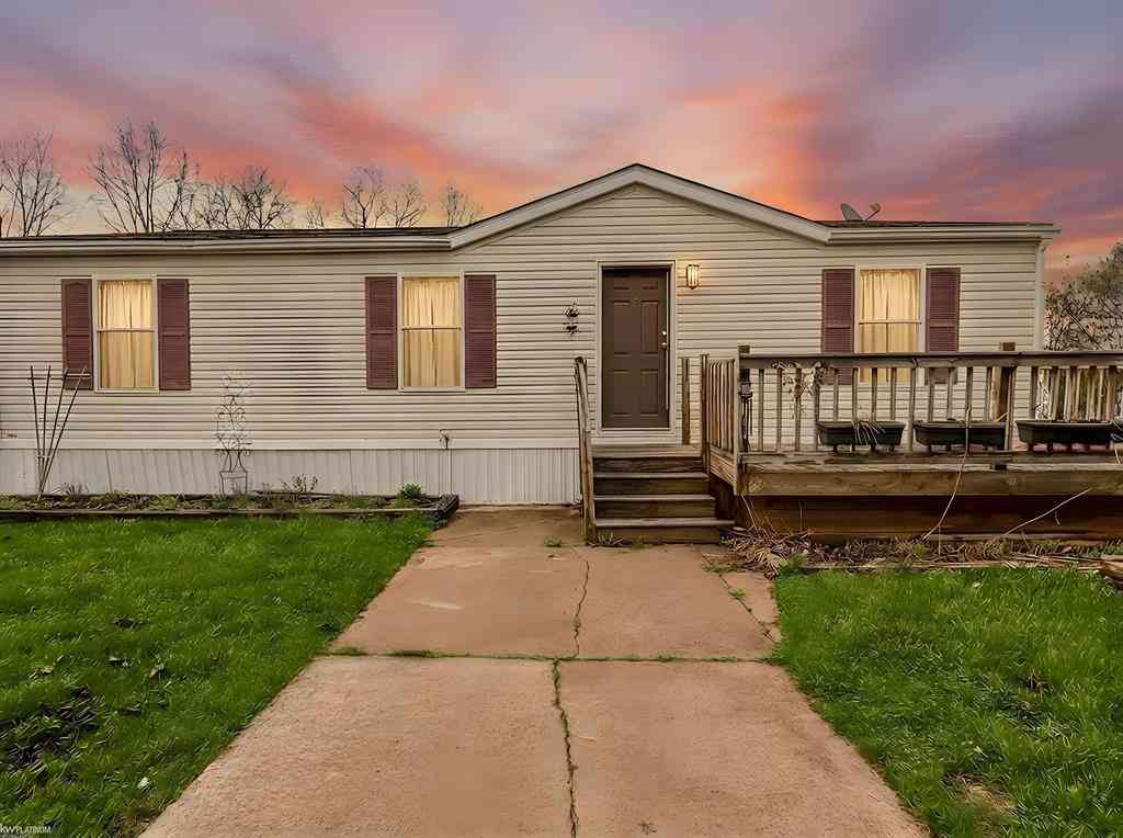 Homes For Sale - 3606 Pinoak Street <br/> Clarkston, MI 48348