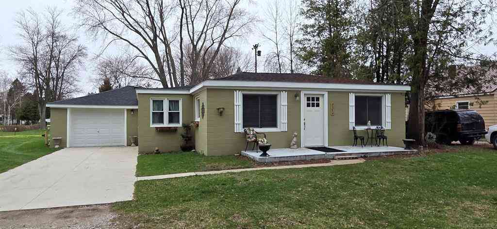 Homes For Sale - 7354 Byron Road <br/> Lexington, MI 48450