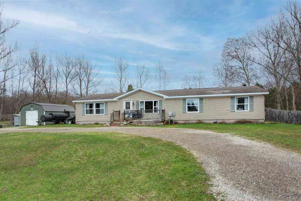 Homes For Sale - 1953 E Brentwood Street <br/> Grawn, MI 49637