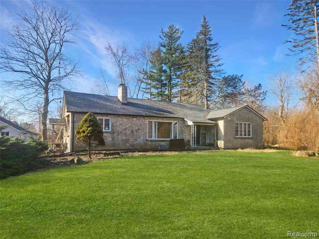 Homes For Sale - 3461 Ravenswood Road <br/> Marysville, MI 48040
