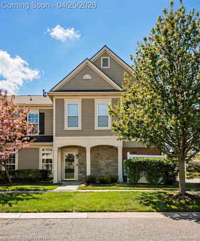 Condo For Sale - 4200 Addington Drive <br/> Commerce Twp, MI 48390