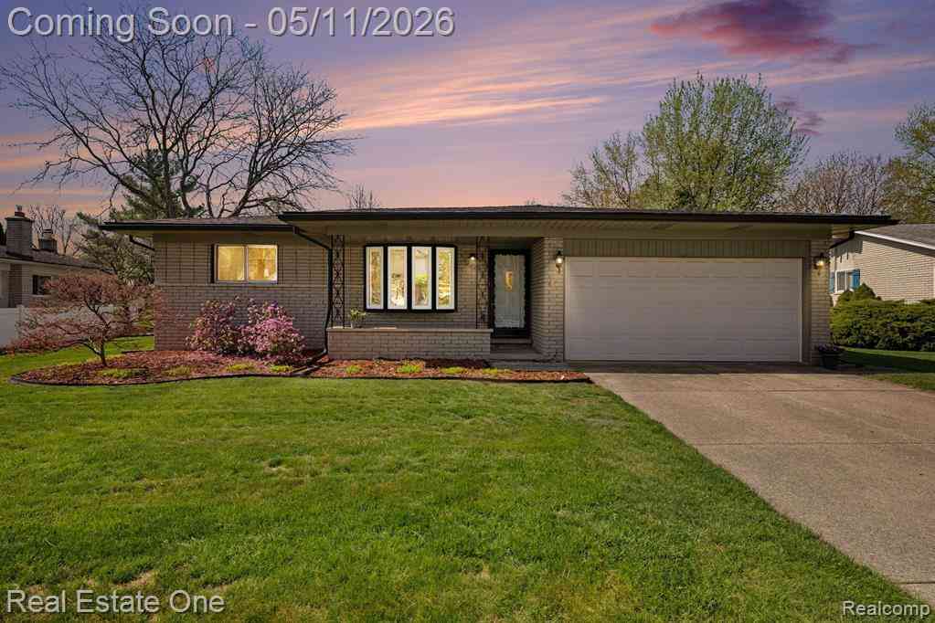 Homes For Sale - 4699 Alton Drive <br/> Troy, MI 48085