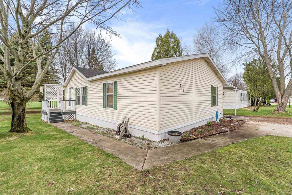Homes For Sale - 712 Pheasant Boulevard <br/> Cadillac, MI 49601