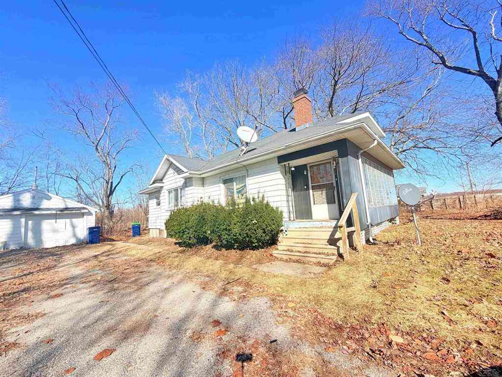 Homes For Sale - 1820 Husen Road <br/> Saginaw, MI 48601