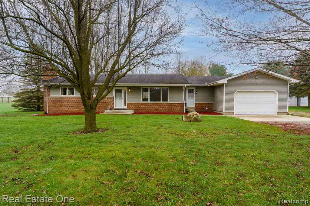 Homes For Sale - 735 Columbiaville Road <br/> Lapeer County, Columbiaville, MI 48421