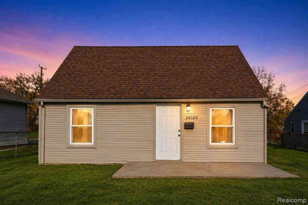 Homes For Sale - 24100 Berry Avenue <br/> Warren, MI 48089