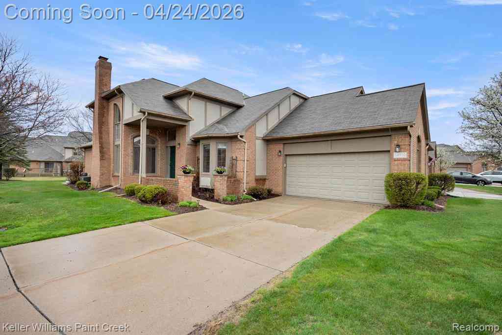 Condo For Sale - 54710 Bellingham Drive <br/> Utica, MI 48316